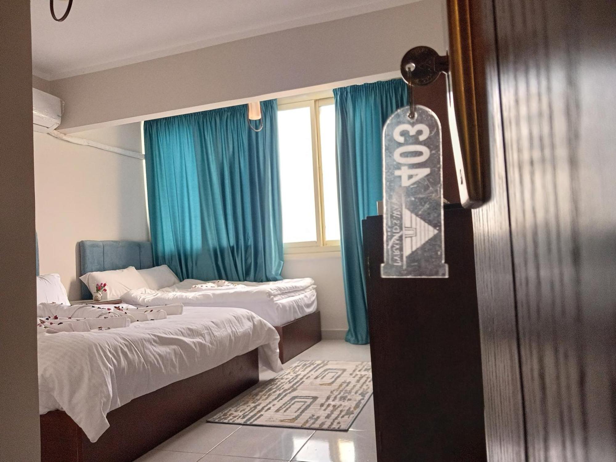 Pyramids Way Inn Kafrat al Jabal Екстер'єр фото